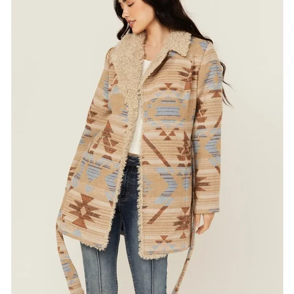 Idyllwind Women's Lynn Southwestern Print Fur Collar Shacket XS - Picture 2 of 8